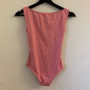 MOVING MAKE AN OFFER !! Pink Leotard